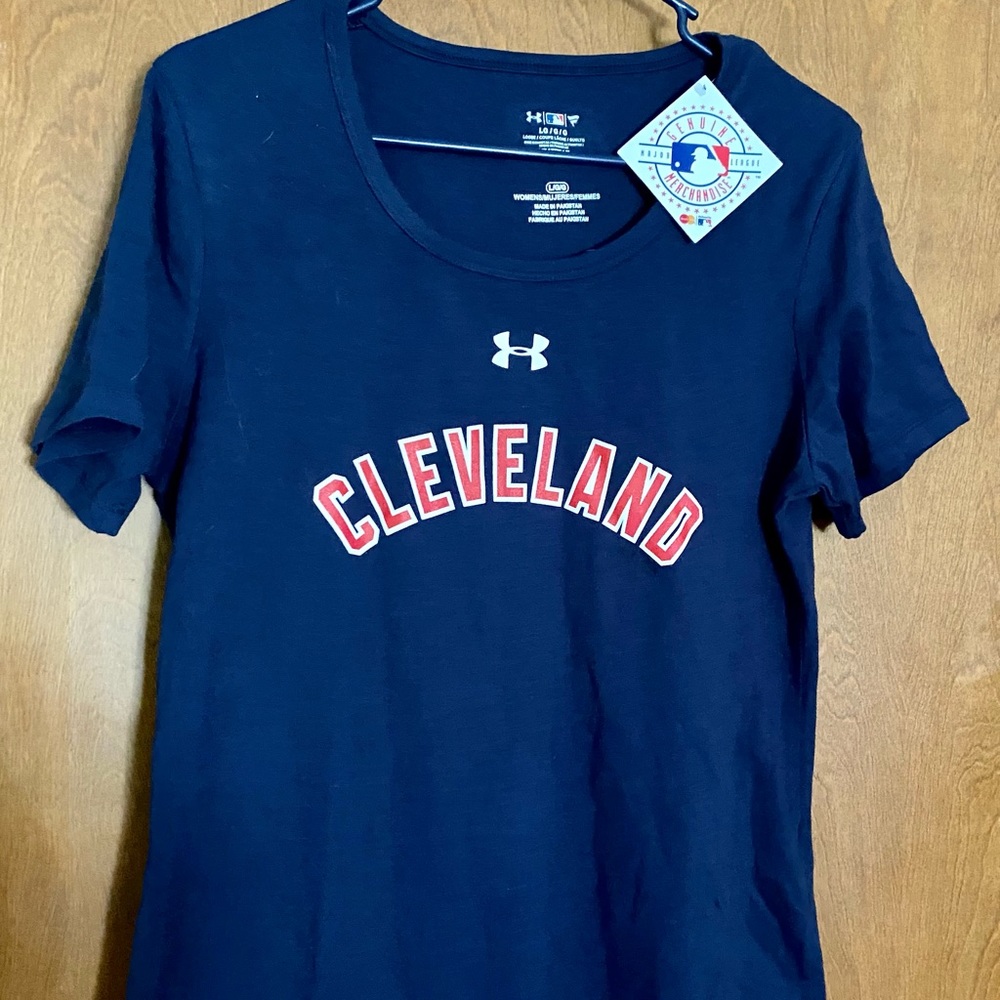 Ladies Cleveland Indians Tee Shirt Sz L new w tags